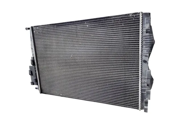 Radiador de agua Renault OE 8200325007 image 5