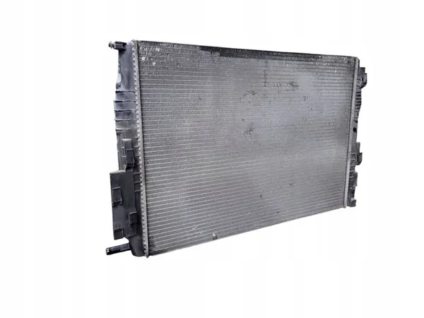 Radiador de agua Renault OE 8200325007 image 6