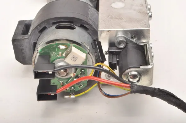 Pompe d'actionneur toit Mercedes OEM A1728000030 image 7