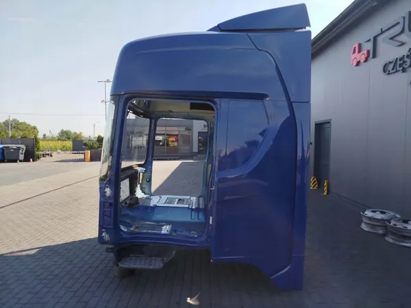 Cabina nua Scania R NTG OEM CR20 - Usado image 6