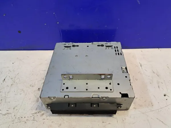 Changer CD Volvo d'occasion OEM 30775281 pour S40 II image 2