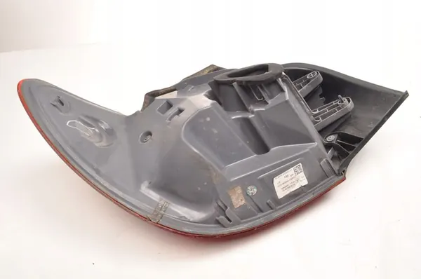 Mercedes W176 Luz Trasera Derecha A1769065400 image 6