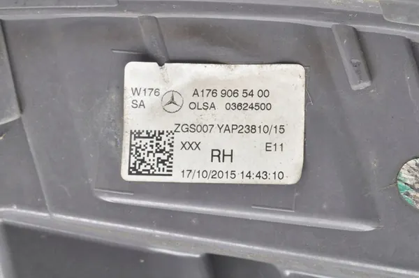 Mercedes W176 Luz Trasera Derecha A1769065400 image 7