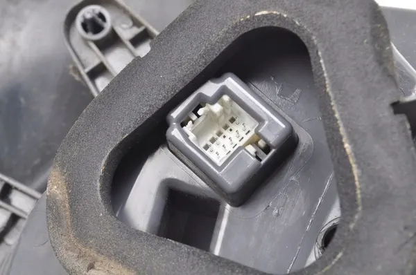 Mercedes W176 Luz Trasera Derecha A1769065400 image 9