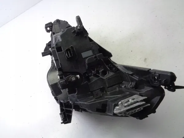 Oikea etuvalo Renault Clio V 2022 LED Pure Vision image 5