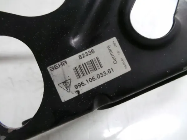 Suporte de radiador Porsche 99610603361 - Usado image 4