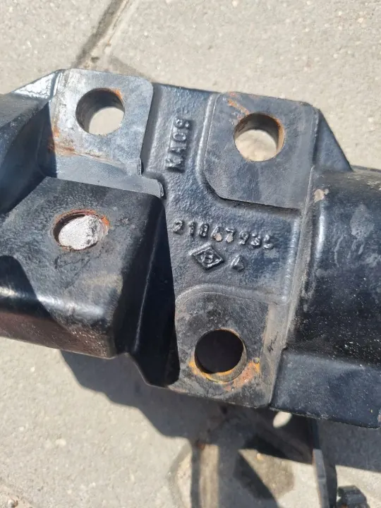 Ohjaamon kallistustuki OEM 21847910 21847935 Renault image 3