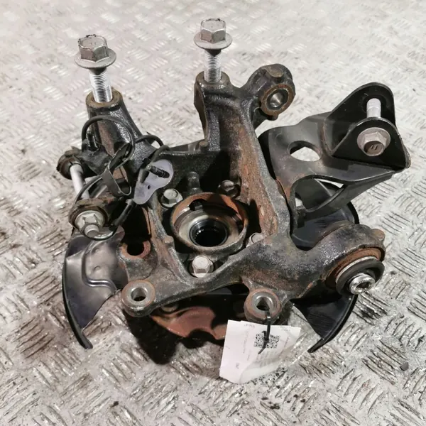 Lexus NX 2020 Hinterradnabe OEM UTO33647 image 9