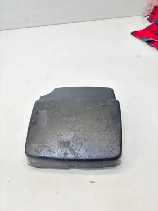 VW Transporter T4 Lámpara Trasera Izquierda 96-02 OEM 701868787 image 2