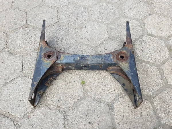 Support de cadre transversal MAN TGM 19.5 image 2