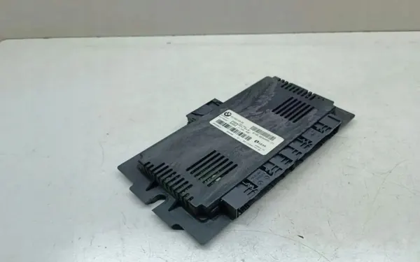 Unidad Control Luces BMW OEM 9230450 - Usado image 2