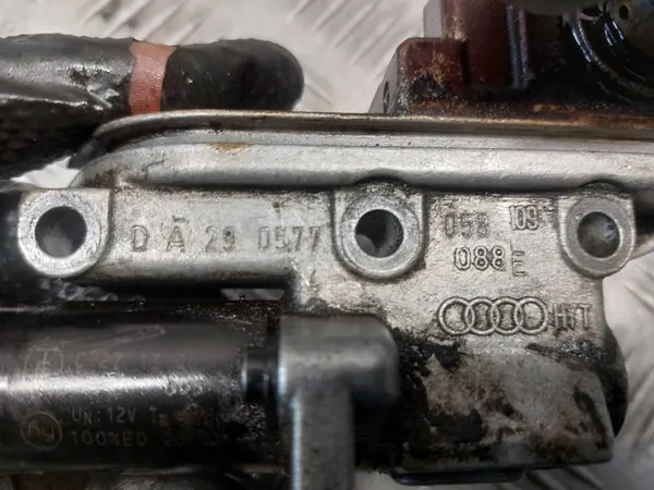 Tensor de cadena de distribución OEM 058109088E Audi A4 B6 image 4