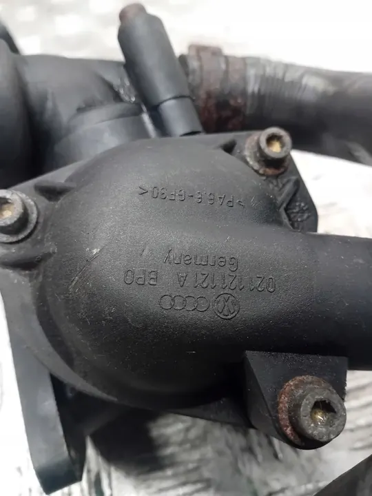 Volkswagen OE Carcasa de Termostato image 3