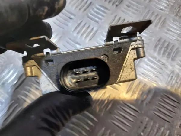 Bränslepumpsstyrenhet OEM 7P0906093A för VW Touareg image 3
