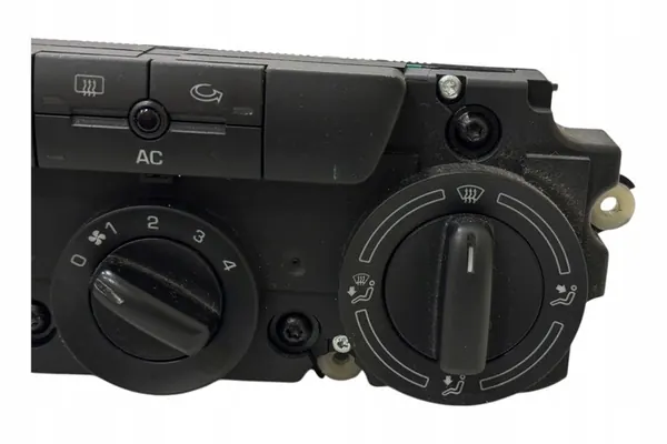 Ilmastointipaneeli Skoda Octavia Mk2 (1Z) 2007 1Z0820045A image 3