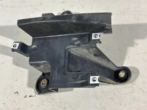 Porsche Cayenne gaspedalsfäste OEM 95861850910 image 5