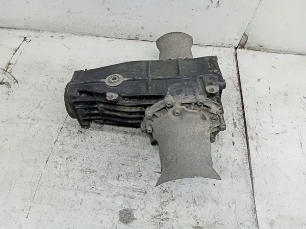 2005 Audi A6 S6 C6 4F Bakre differential 01R525053M image 4