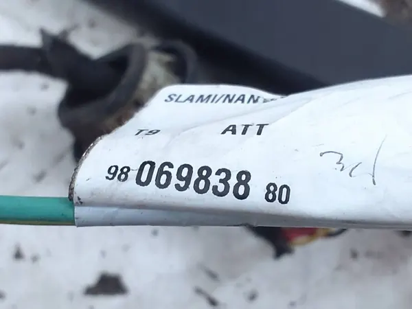 Kit enganche Peugeot 308 OEM 0116355MF - Usado image 3