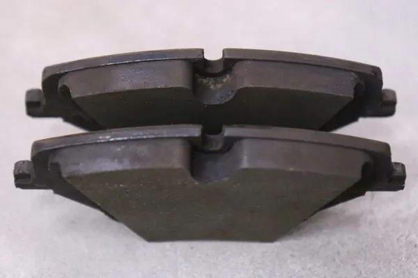 OEM 6891079 Vorderbremscheiben & -beläge 307x24mm image 6