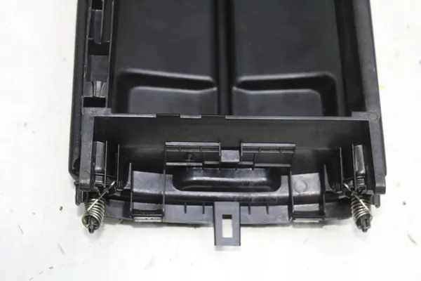Mercedes-Benz GLC X253 middenconsole armsteun OEM 2056808804 image 6