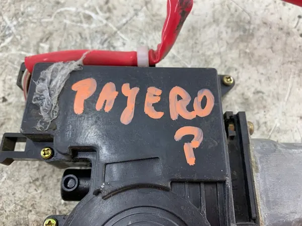 Mitsubishi Pajero Pinin Motor de Ventana Derecho MR371762 image 6