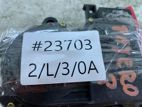 Mitsubishi Pajero Pinin Motor de Ventana Derecho MR371762 image 7