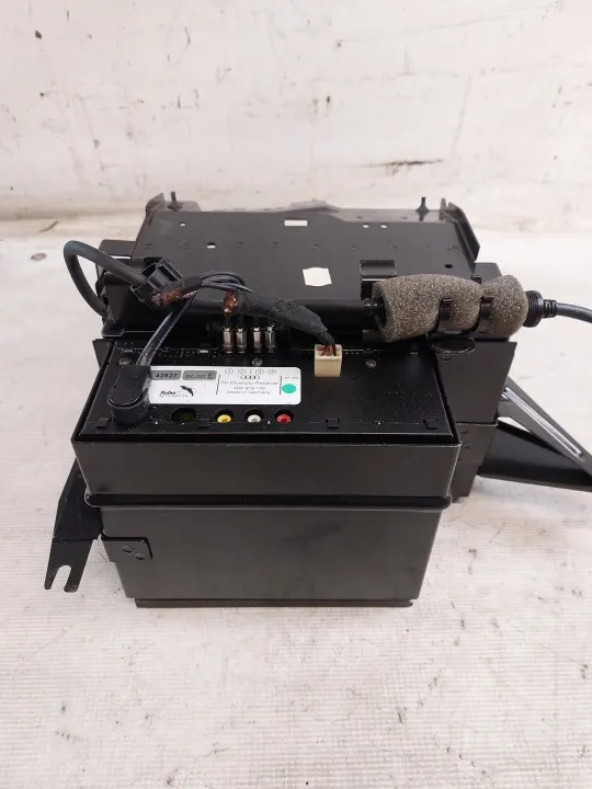 Audi A6 C5 Tuner Wisselaar OEM 4B0035111A 000 image 6