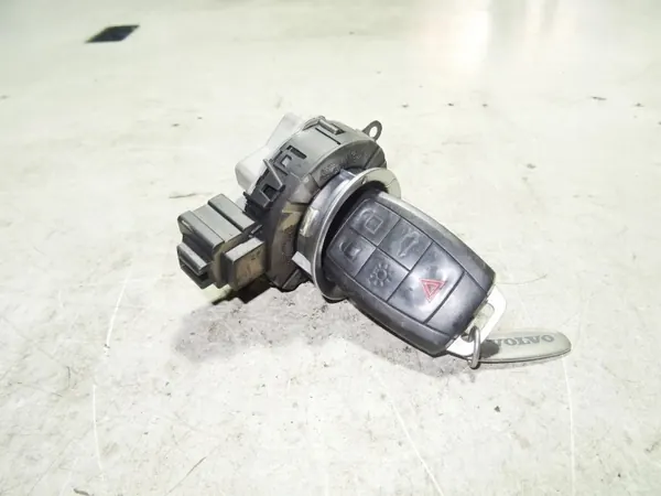 Volvo C30 contactsleutel OEM 921P0808 - Gebruikt image 2