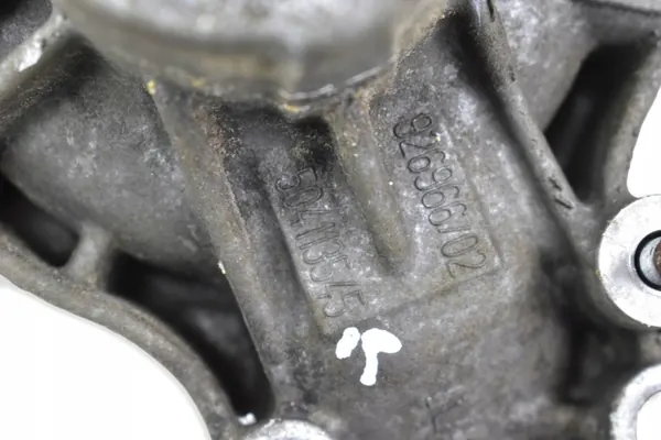 Pompe à eau OEM 504113545 pour Iveco Daily III/IV image 5