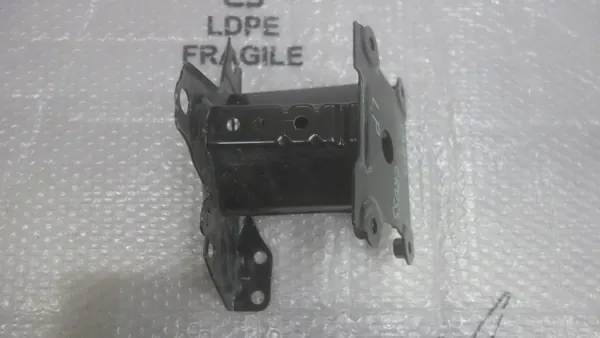 Vasen etuiskunvaimennin Toyota Yaris IV CROSS image 3