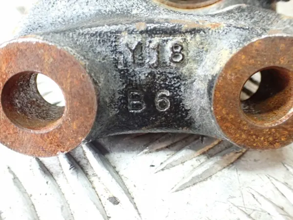 Suporte Diferencial Dianteiro OEM 52380-60190 Toyota Tundra image 3