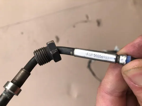 Sensor de Temperatura de Escape Saab 93 1.9 Ti 55556983 image 2