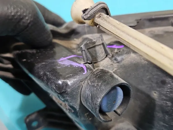 Farol Direito Skoda Octavia III image 7