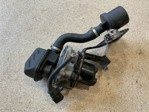 Pompe à air secondaire OEM 420906321 pour Audi A7 S7 image 2