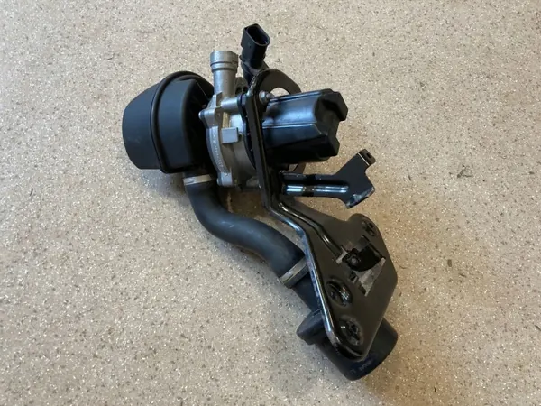 Pompe à air secondaire OEM 420906321 pour Audi A7 S7 image 6
