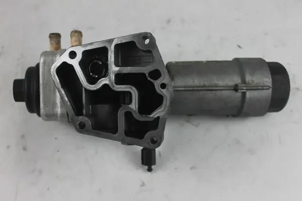 Suporte de filtro de óleo AUDI A4 B7 038115389D image 6