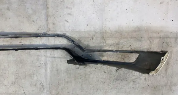 Spoiler de parachoques Volvo XC90 2 OEM 31383817 (2014-2019) image 10