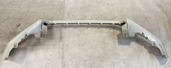 Spoiler de parachoques Volvo XC90 2 OEM 31383817 (2014-2019) image 5