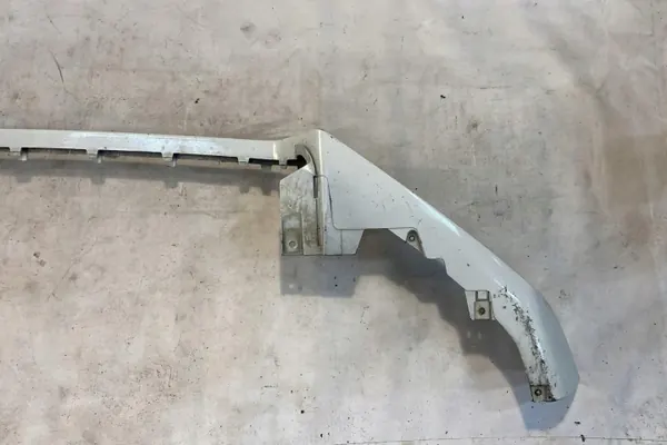 Spoiler de parachoques Volvo XC90 2 OEM 31383817 (2014-2019) image 8