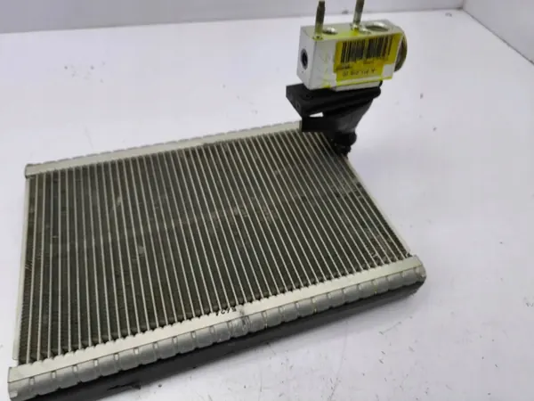 Noyau de Chauffage Citroen C4 Picasso OEM AMD129513 image 3