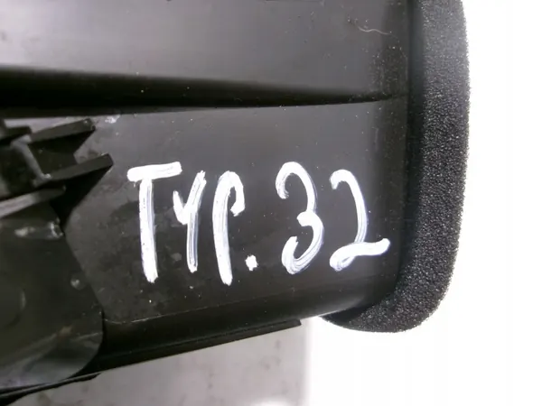 Rechte Lüftungsgitter OEM BM51-A018B08-AJ-3JA6 image 7