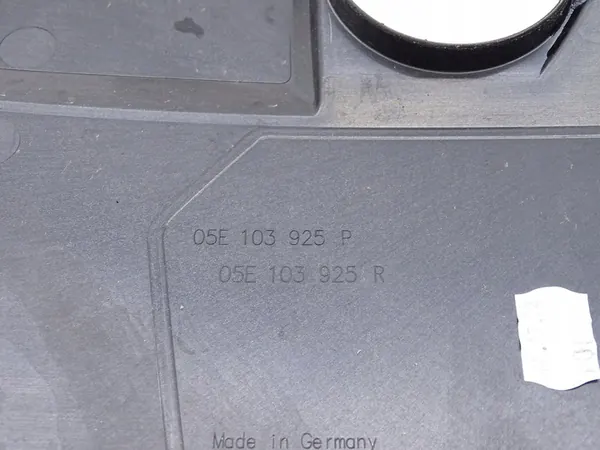 Ylämotorikansi VW T-Roc 1.5 TSI DPC DPCA image 4