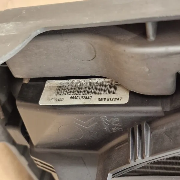 Voorkoeler Peugeot 208 207 2008 C3 DS3 Crossland image 7