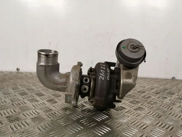 Kit de Turbocompressor Toyota OEM 172010R060 - Usado image 2