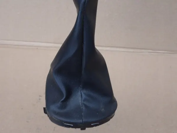 Dacia Sandero II Lift versnellingspookhoes OEM 969357459R image 4