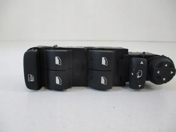 Voorste linker raamschakelaar PEUGEOT 208 I OEM 98242539ZD image 10