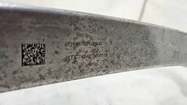 Stoßstangenholm vorne Tesla Model Y OEM 1487601-SN-G image 6