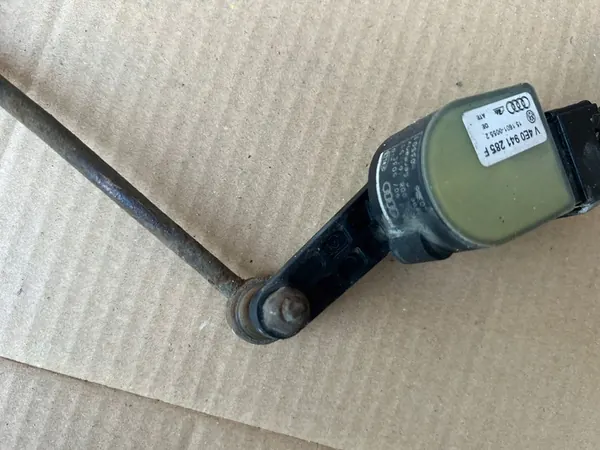 Sensor de nível Audi A8 D3 4E0941285F image 3