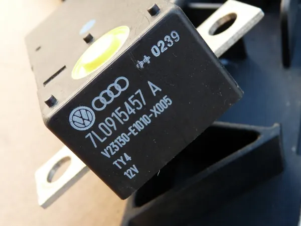 Fusible Pyrotechnique Audi A8 D3 OEM 7L0915457A image 5