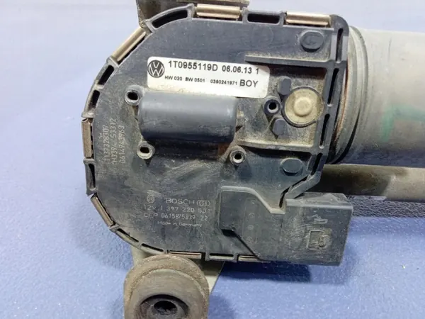 VW Touran I 03- Framvänster vindrutetorkarmekanism OEM 1T0955023G image 6